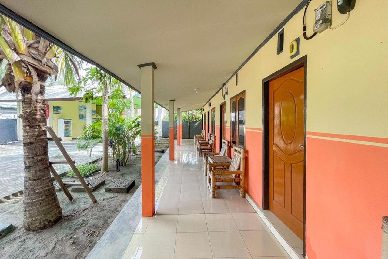 Ekas Beach Guesthouse Mitra Reddoorz 외부 사진
